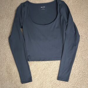 Hollister Women's Slate Long Sleeve Tee